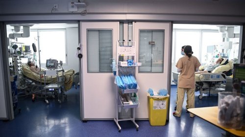 3,000 Health Care Workers In France Have Been Suspended For Not Getting A COVID Shot