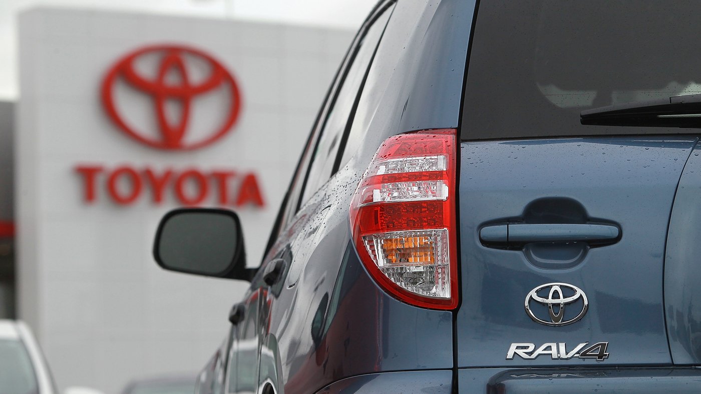 Toyota Says 50000 Us Vehicles Are Unsafe To Drive Due To Faulty Air Bags Business News 7704