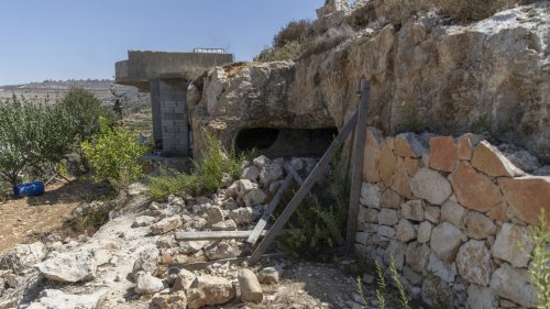Israeli Troops Kill 5 Palestinian Gunmen In A Sweeping Crackdown Against Hamas