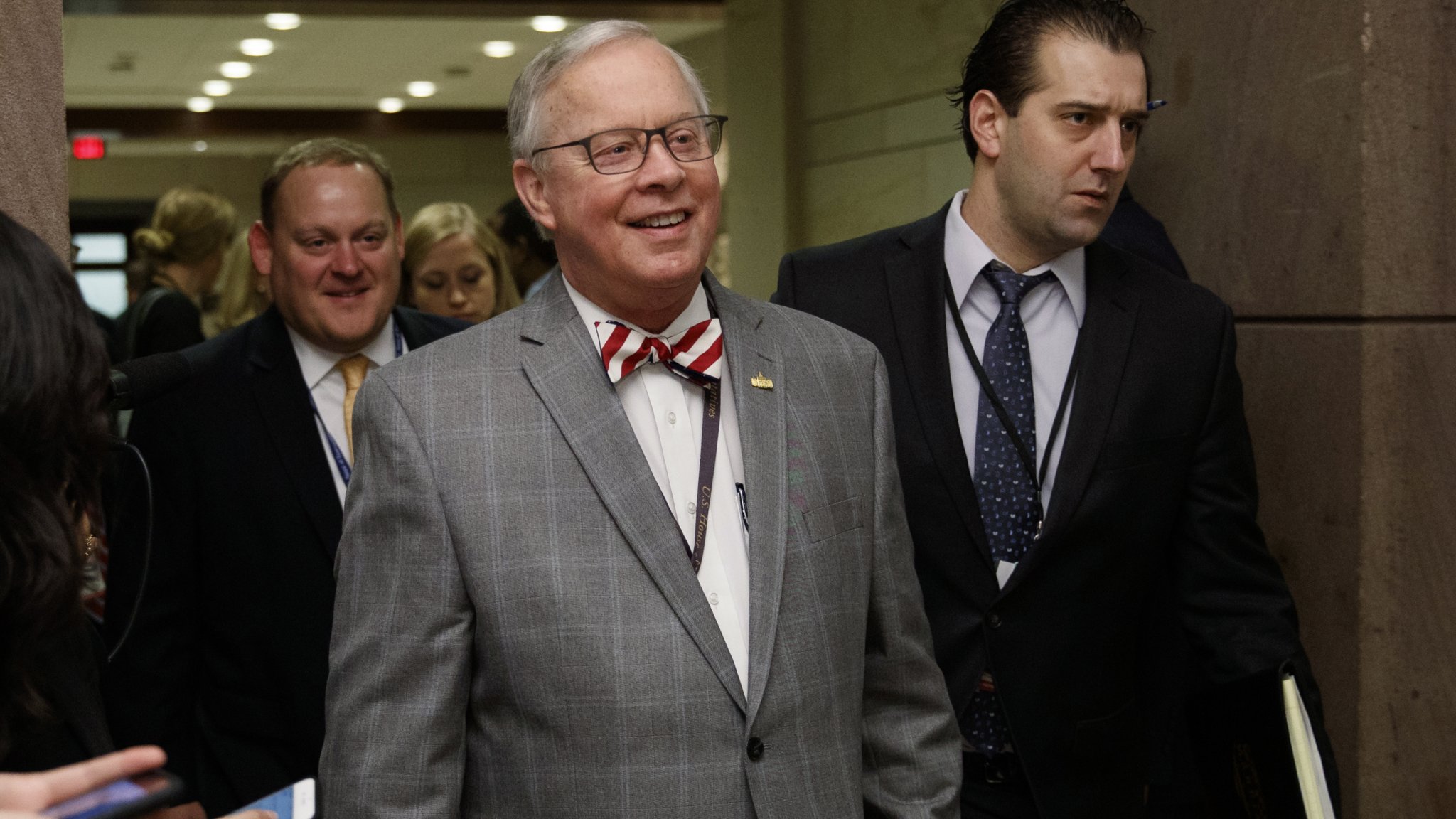 Rep. Ron Wright Is 1st Member Of Congress To Die After Coronavirus Diagnosis