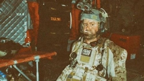 A former Navy SEAL went to college at 52. His insight led to a new class