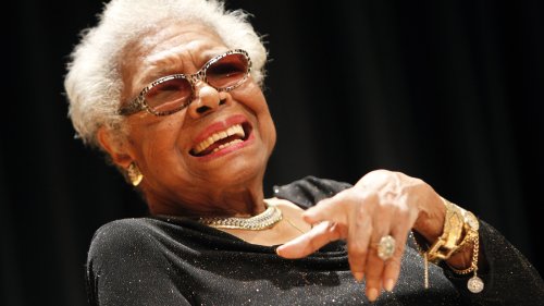 Book News: Maya Angelou Remembered As Having 'The Voice Of God'