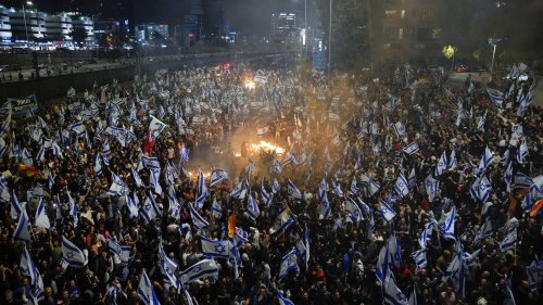 Opposition to Netanyahu plan mounts as unions launch a broad strike across Israel