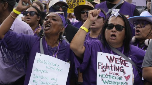 75,000 Kaiser nurses, pharmacists and other workers have walked off the job