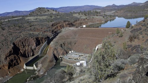 The largest dam demolition in history is approved for a Western river