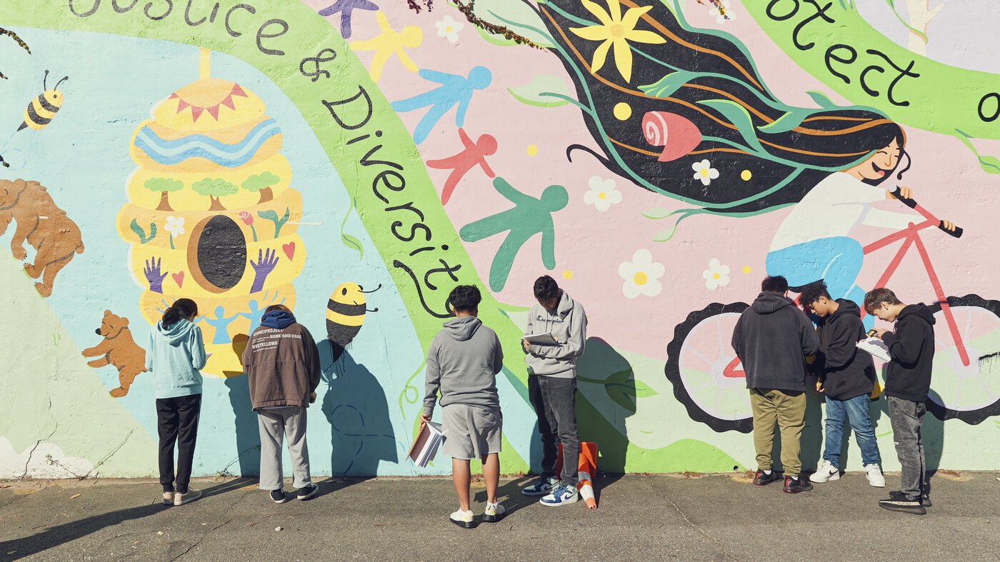 Can a middle school class help scientists create a cooler place to play?