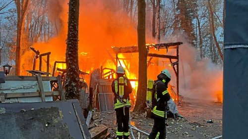 Goch: Scheune mitten in einer Baumschonung brannte