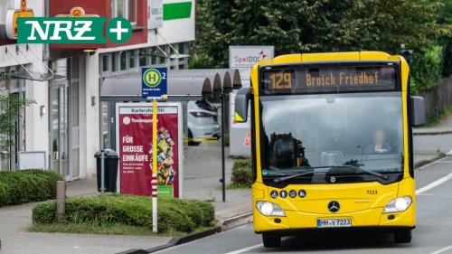 Mülheims Schulbusverkehr: Es knallt zwischen Ruhrbahn und Politik