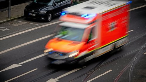 Rollerunfall in Hochfeld: Mann (62) von Sprinter erfasst