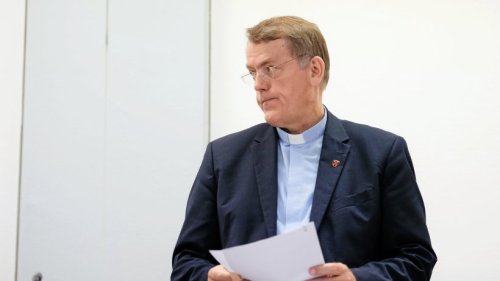 Kampf gegen „Homo-Mafia“: Priester muss an Verein zahlen
