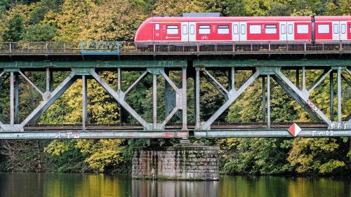 S6 fällt in den Ferien aus: Bahnsperrung Essen-Düsseldorf