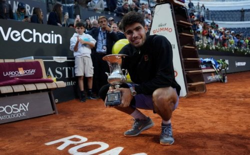 'Man to beat': Alcaraz wary of sharper Sinner at French Open