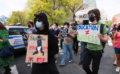 Trump administration to restore foreign students' legal status, for now
