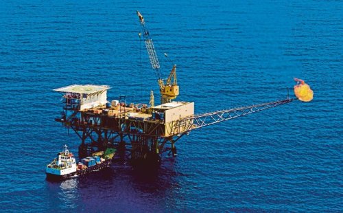 Anwar, Abang Jo agree to expedite Petronas-Petros negotiations