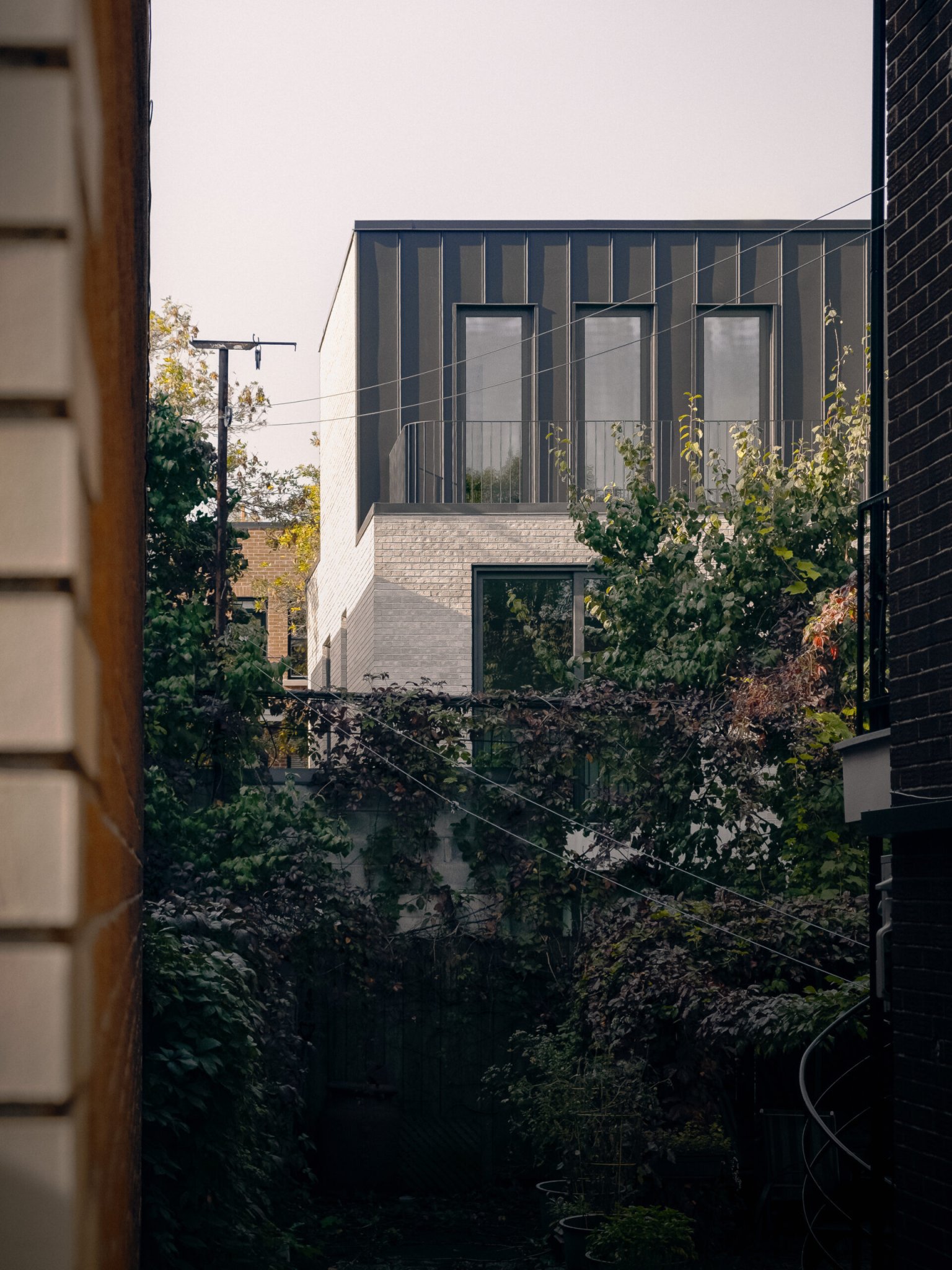 Home of the Week: Alma Residence in Montreal by Microclimat
