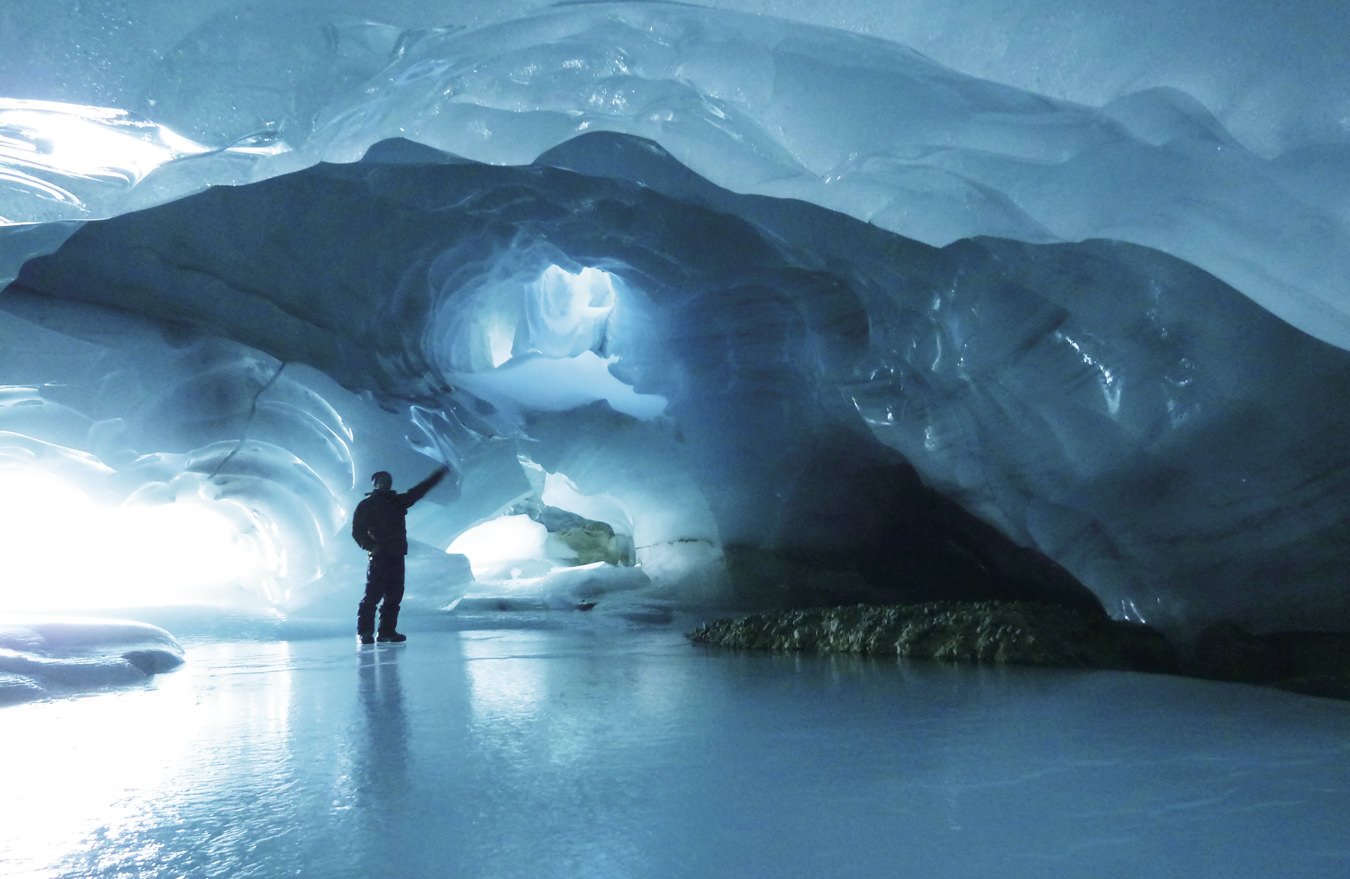 Thirteen Canadian Bucket List Experiences