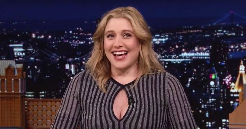 Greta Gerwig Thought We Paid Enough Attention to Her to Notice She’s Pregnant