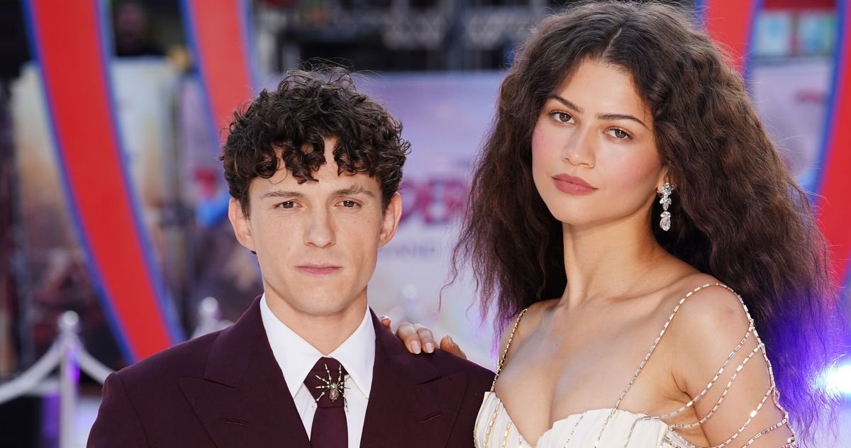 Zendaya and Tom Holland Wore Matching Spider Brooches