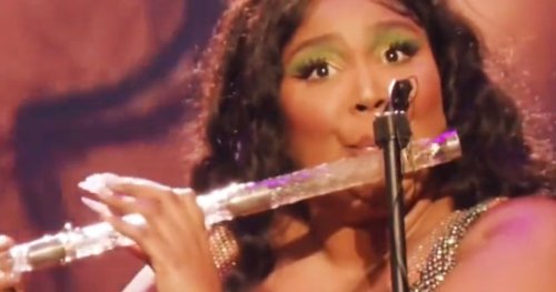 Shout-Out to the Librarian Who Hooked Lizzo Up With a Crystal Flute