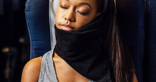 A Travel Writer Found The Best Airplane Pillow And It’s A Padded Scarf