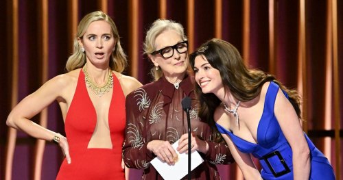 Meryl Streep Needed Her Assistants’ Help to Present at the SAG Awards