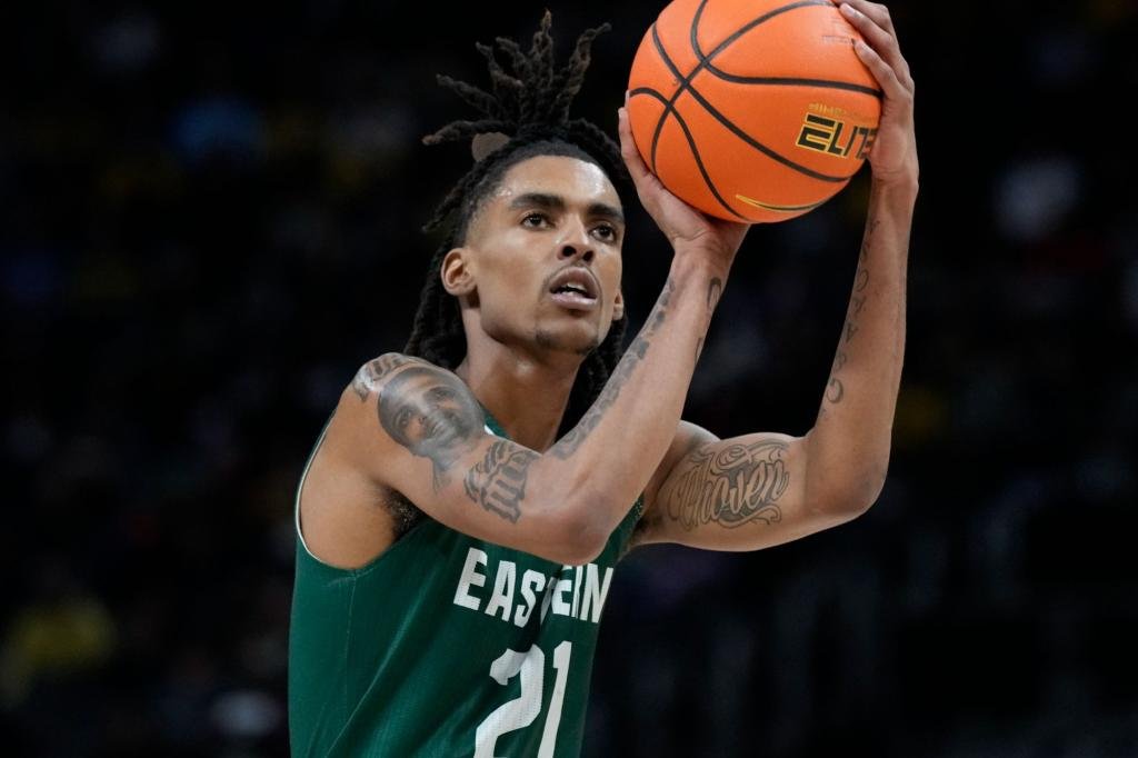 Former top recruit Emoni Bates drafted by Cavaliers after rollercoaster college career