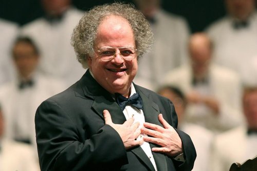 Famed opera conductor stays silent amid sexual harassment claims