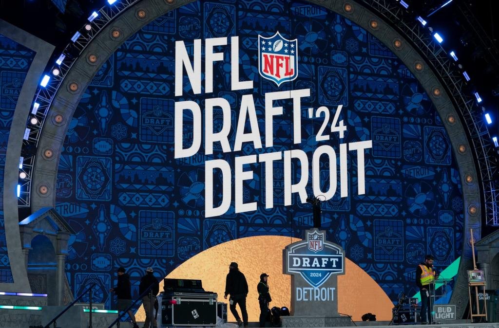2024 NFL Draft - cover