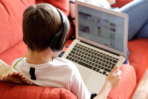 Children, teens exposed to online porn more likely to develop addiction than adults