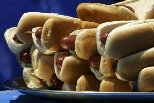 Here are 5 facts you didn’t know about hot dogs