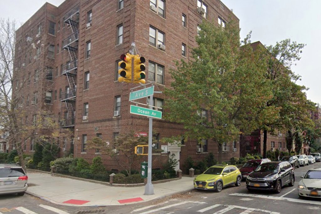 Eric Adams' plan: Turn NYC into wind energy manufacturing ...