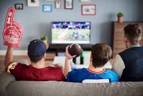 Should you watch football on Thanksgiving? Etiquette expert reveals rules that could divide families