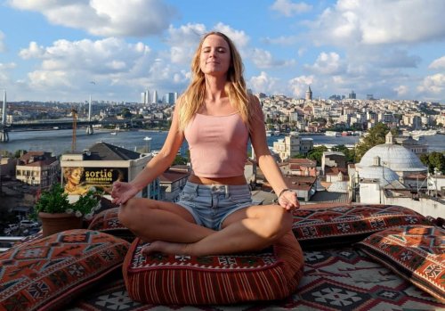 ChatGPT is my therapist — it’s more qualified than any human could be