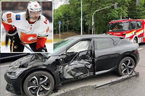 Jaromir Jagr involved in ‘high-speed’ car crash with tram