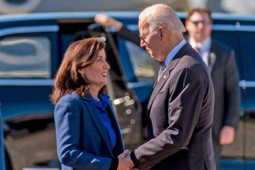 Kathy Hochul caught on hit mic telling Biden CHIPS Act counters GOP claims that Dems are anti-business