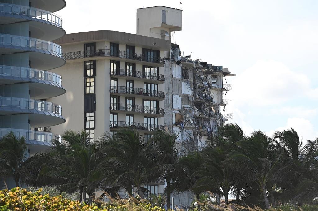 Developers of collapsed Florida building reportedly sidestepped codes, added penthouse