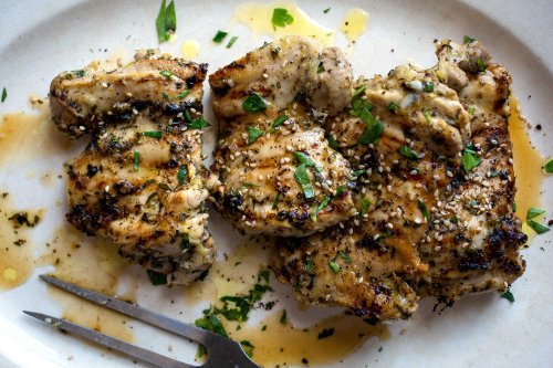 Middle Eastern-Inspired Herb and Garlic Chicken Recipe