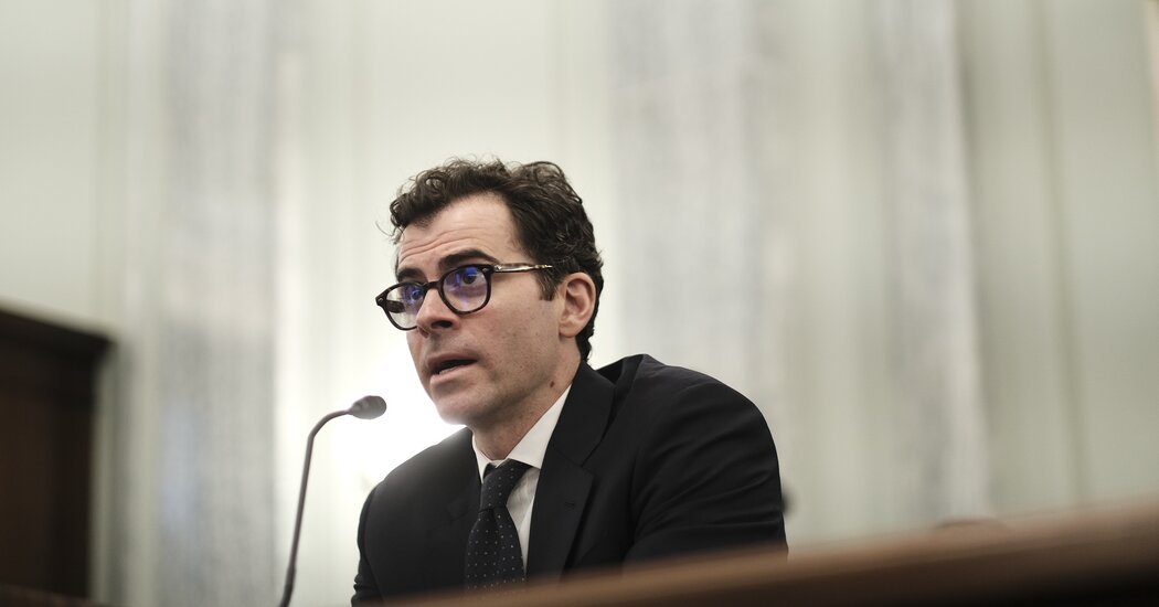 Lawmakers Urge Instagram's Adam Mosseri to Better Protect Children
