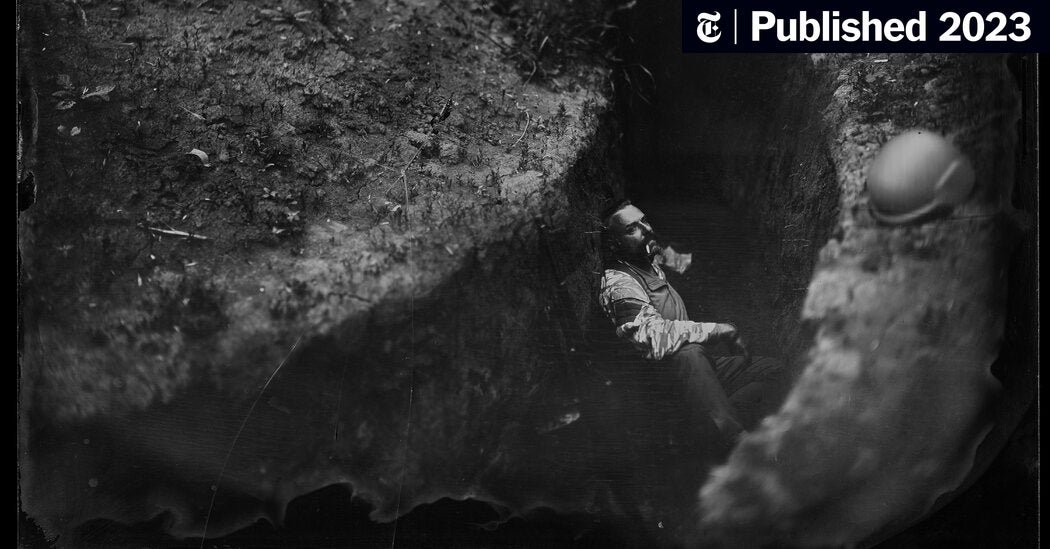 Capturing a 21st-Century War With 19th-Century Technology