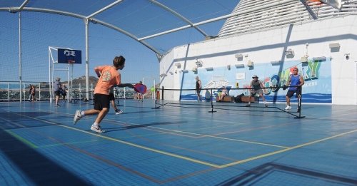 How to Make Fast Friends While Traveling? Try Playing Pickleball.