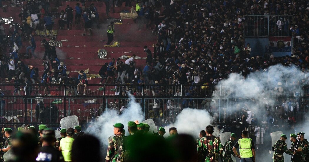 Indonesian Soccer Stadium Deaths Prompt Focus on Police