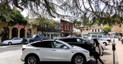 In Marin County, There’s Trouble in Teslaville
