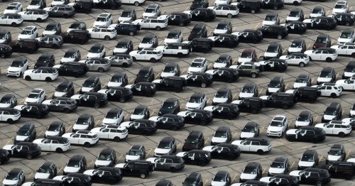 Trump Announces 25% Tariffs on Imported Cars and Car Parts