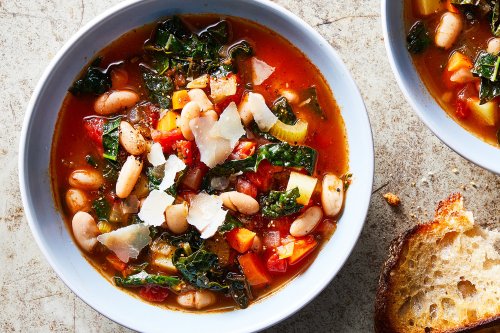 Quick Tomato, White Bean and Kale Soup Recipe