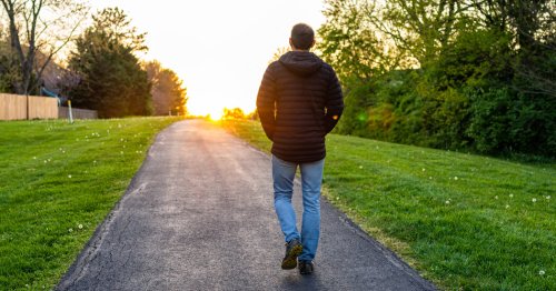 Just 2 Minutes of Walking After a Meal Is Surprisingly Good for You