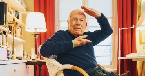 Peter Brook, Celebrated Stage Director of Scale and Humanity, Dies at 97