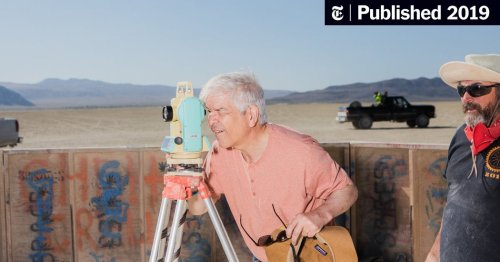 A Nobel-Winning Economist Goes to Burning Man (Published 2019)