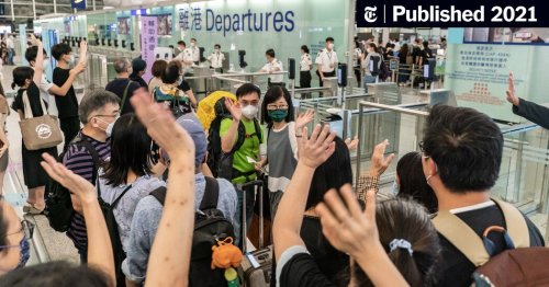Hong Kong Migrants Seek Fresh Start in U.K. After Crackdown (Published 2021)