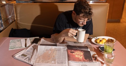 Why Is Dining Alone So Difficult?