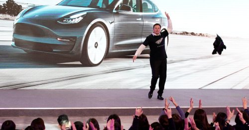 A Pivot to China Saved Elon Musk. It Also Binds Him to Beijing.